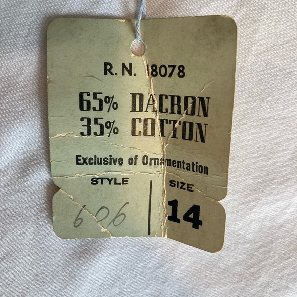 Vintage green 1950s dress from Peck & Peck, New York 5th Ave. Never worn w/ tags - Picture 5 of 15